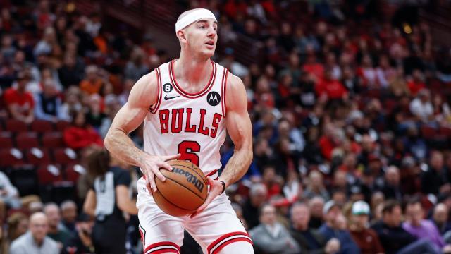 Alex Caruso Bulls Feature USAT.jpg